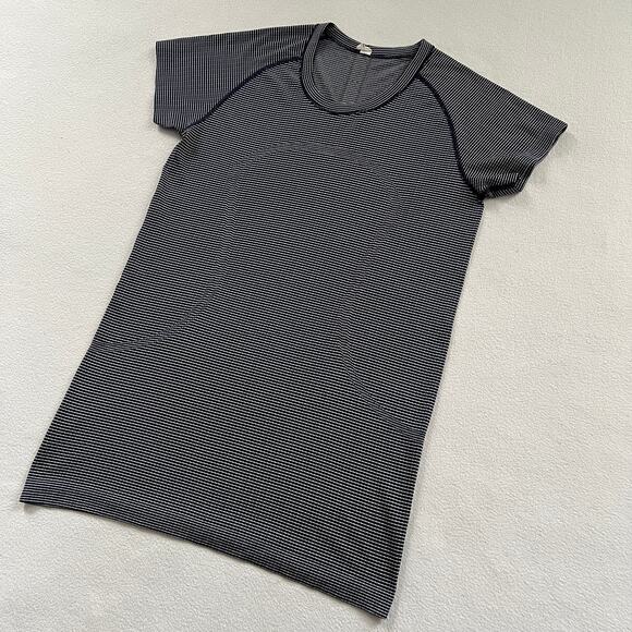 Lululemon True Navy Blue White Swiftly Tech Short Sleeve Crew Seamless Top 10 - Picture 2 of 8